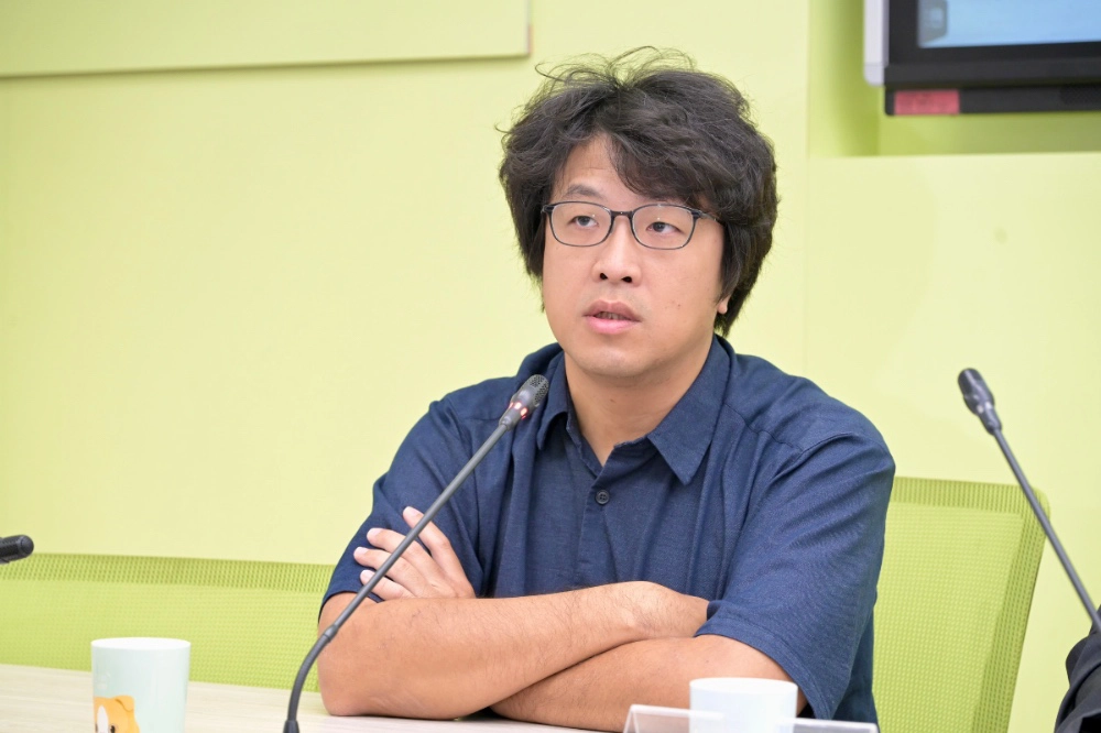 成功嶺新兵打靶重傷　沈伯洋：國軍裝備長放倉庫維護不足