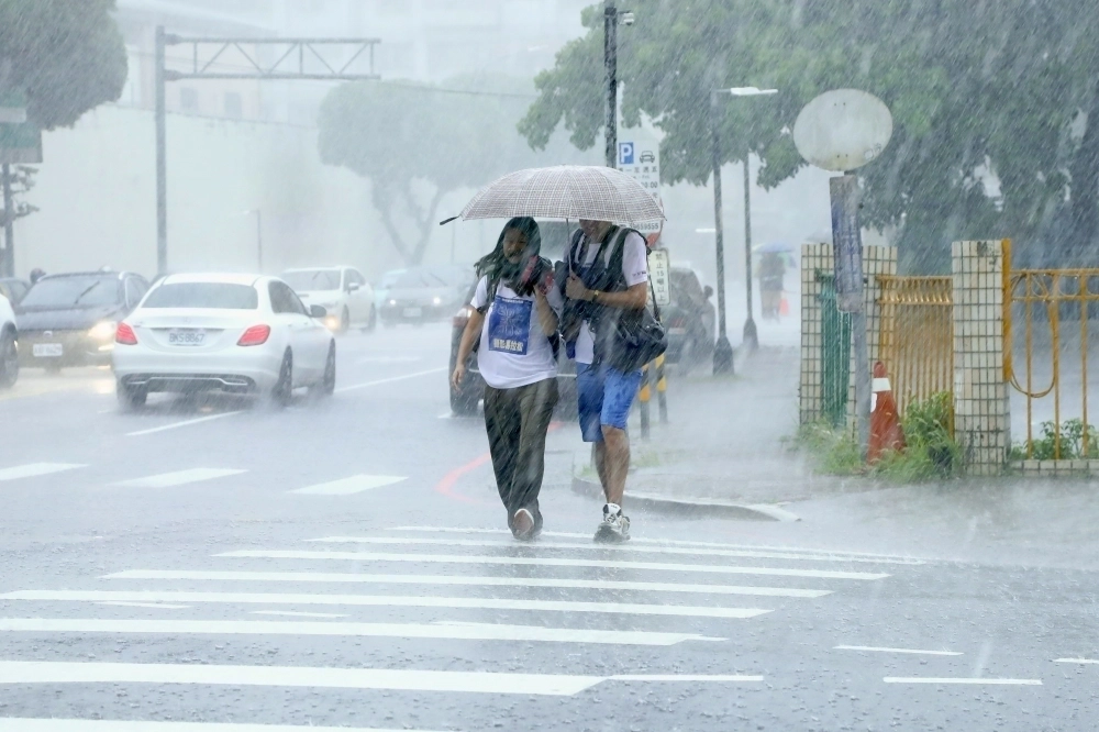 全台颱風假一覽　高雄3里、台東2村率先宣布明日停班課