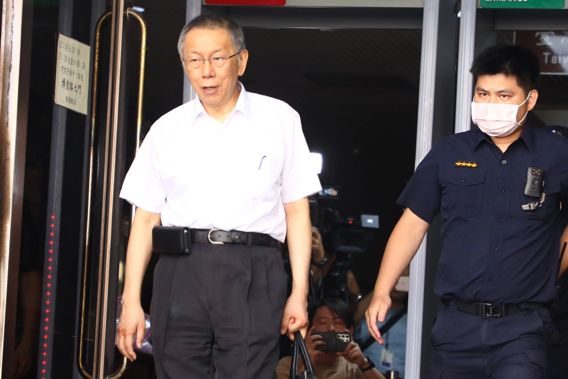 李濠仲專欄：柯文哲和「吹牛老爹」 