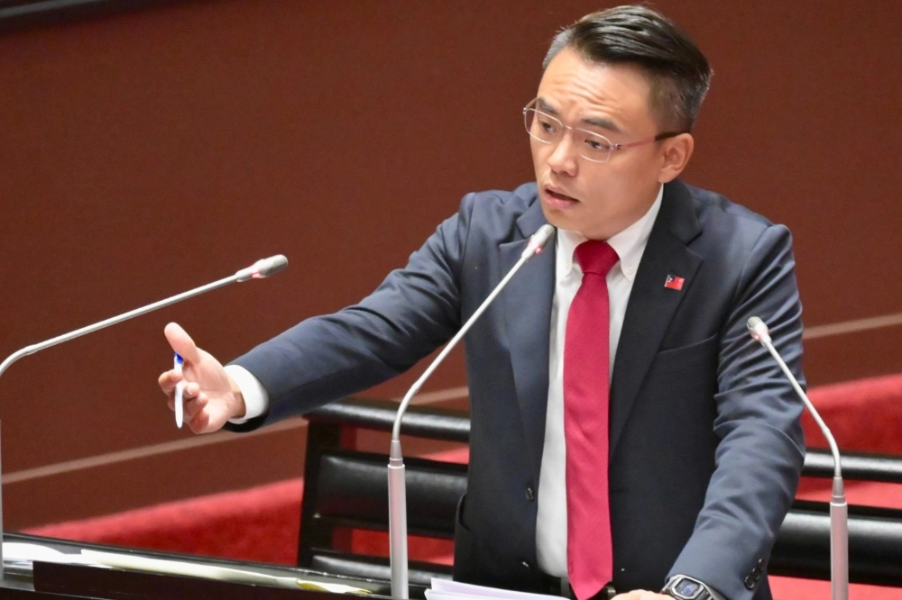 [討論] 洪孟楷助理肇逃 連3萬元都想省