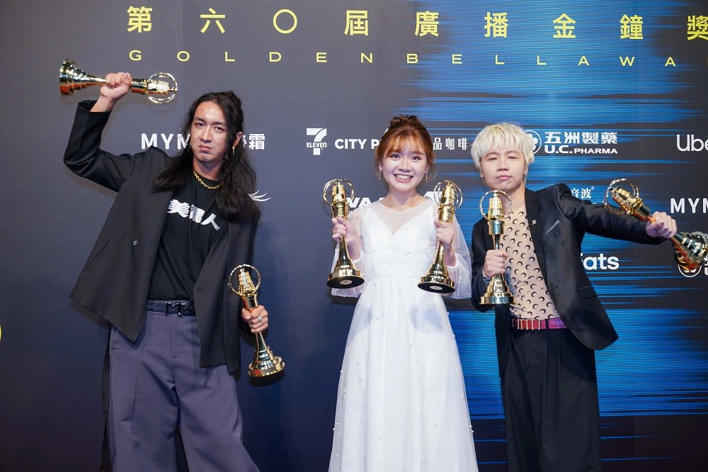 《音樂大亂鬥》玩轉母語拿3金 劉劭希敲響金鐘直呼「白日夢都沒想過」 -- 上報