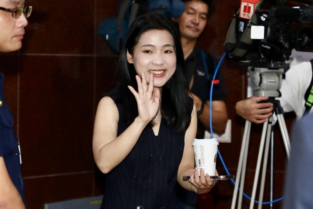 徐巧芯勝訴再＋1　反擊溫朗東「吃草拉屎逃兵」二度法院認證