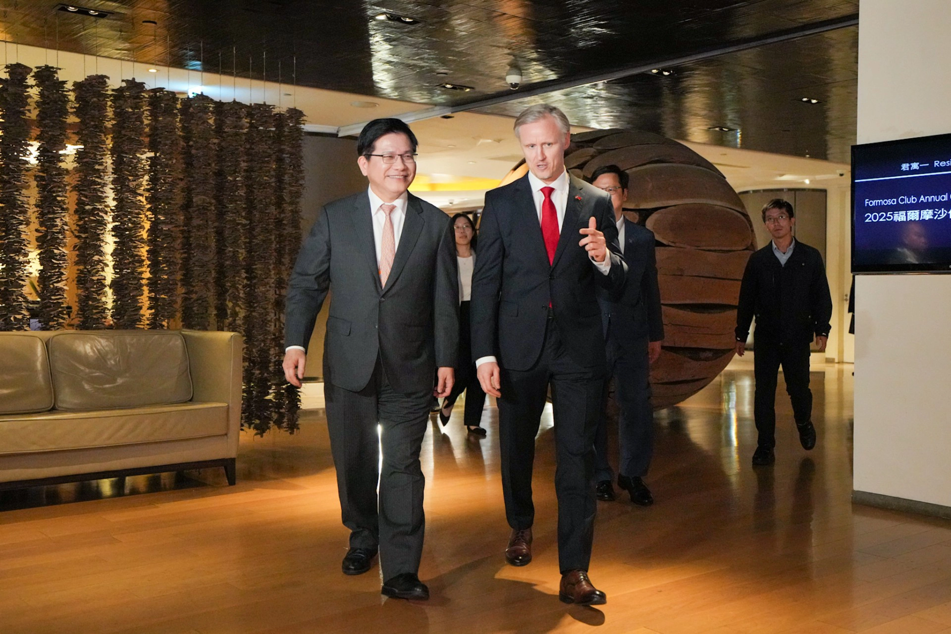 福爾摩沙俱樂部首度在台辦年會　主席：台灣不是問題而是解答