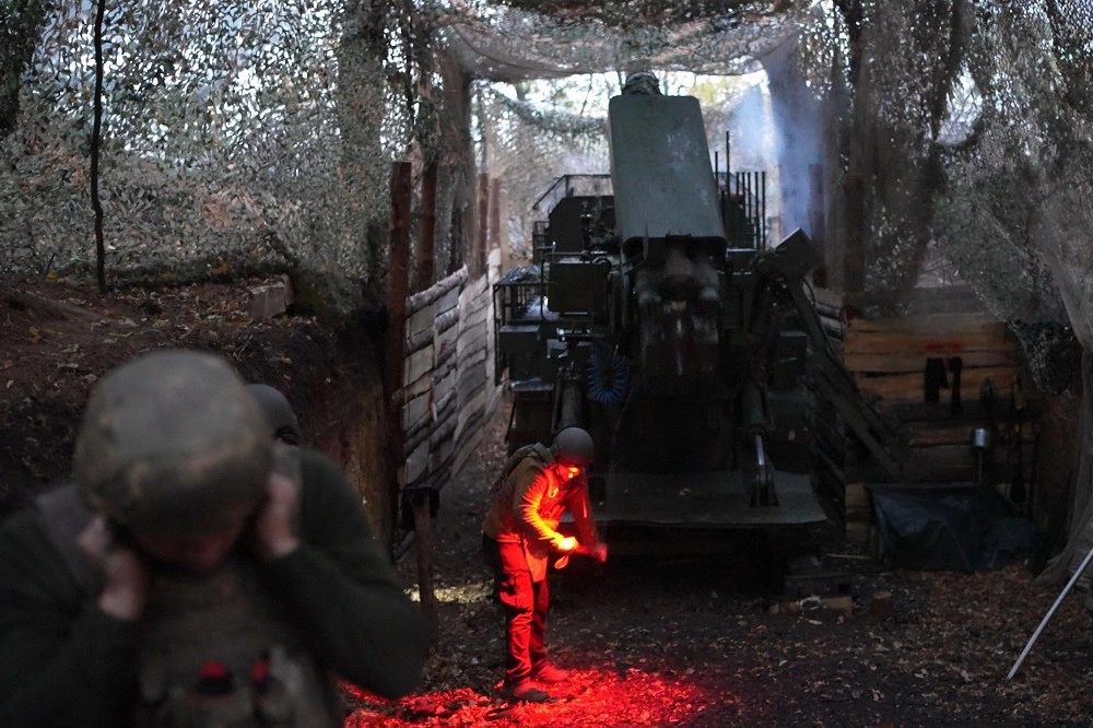 烏軍仍在東部重鎮「紅軍城」苦撐防線。（取自X平台@DylanBurns1776）