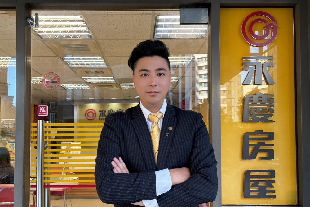永慶房屋陳翊昇店長服誠實又貼心,讓客戶特地上Google寫五星好評肯定!(永慶房產集團提供)