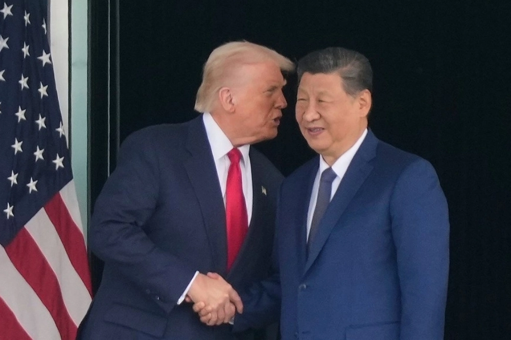 一旦乌俄战争结束,美国就会腾出手来全面对付中国,这是在中国外交与军事圈都心知肚明的底层焦虑。 一旦乌俄战争结束,美国就会腾出手来全面对付中国,这是在中国外交与军事圈都心知肚明的底层焦虑。