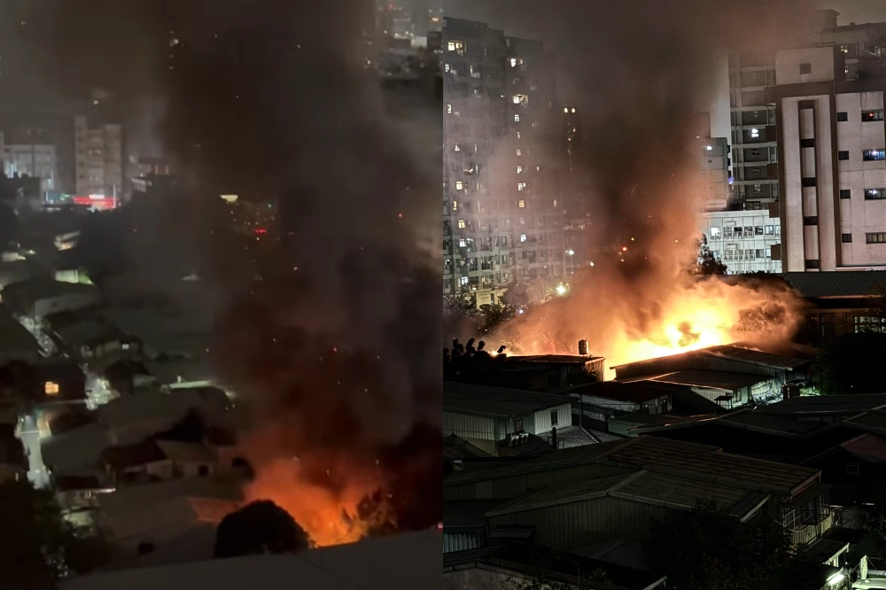 台北市萬華區雙和街一處市場27日晚上傳出火警，現場火光沖天、濃煙不斷冒出。（取自我是萬華人臉書）
