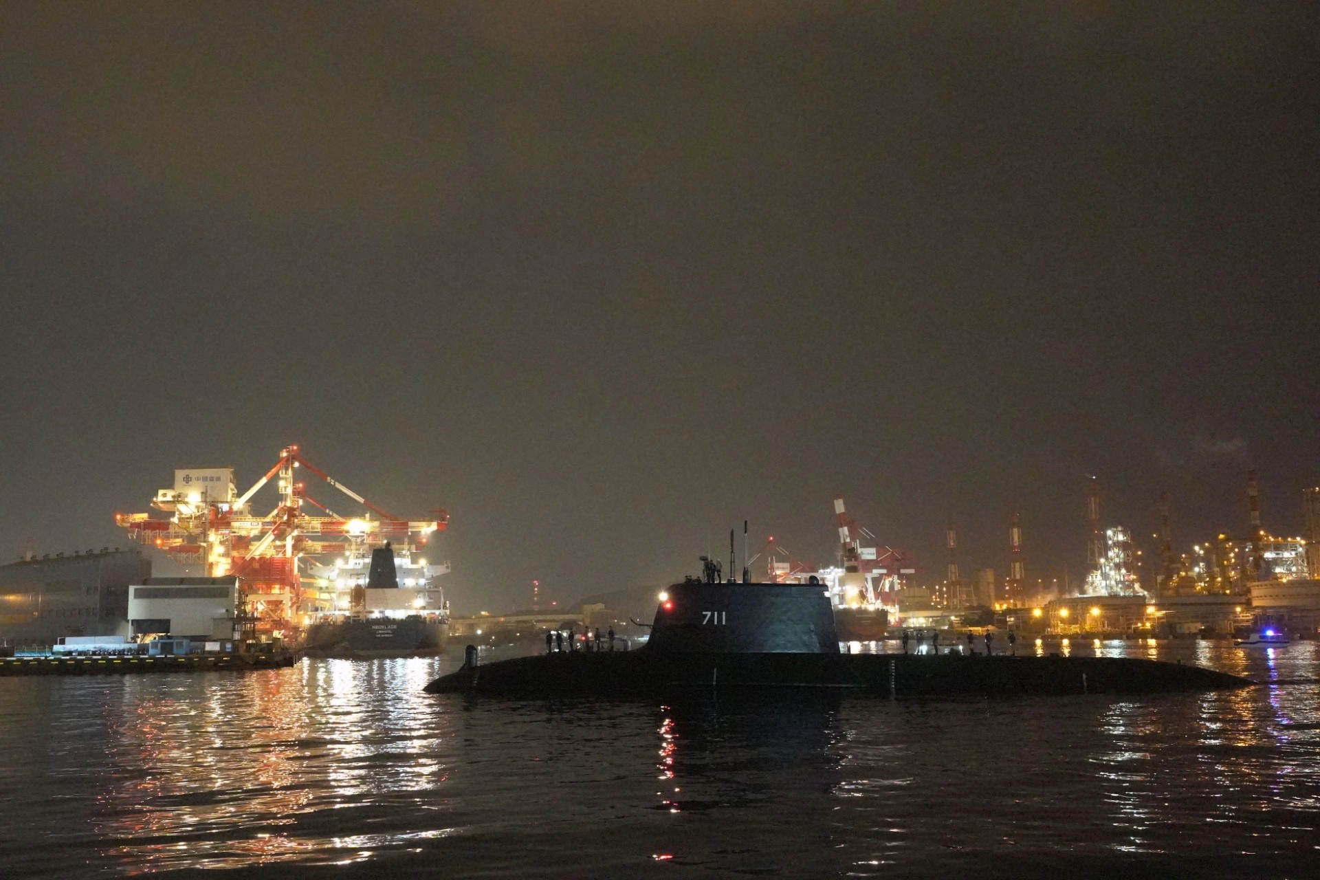 海鯤軍艦實施海上浮航測試，經評估均符合預期目標。（台船提供）