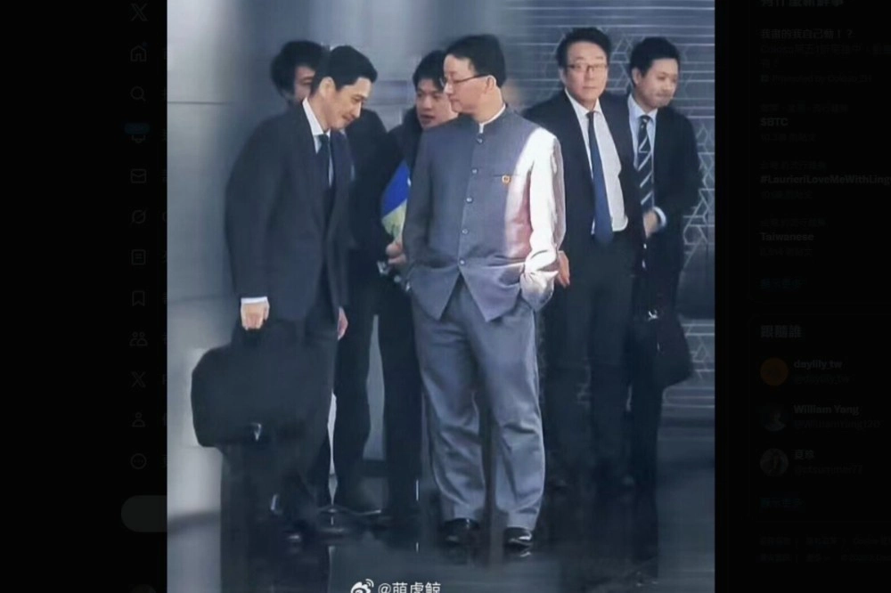 日本派出外務省亞洲大洋洲局局長金井正彰親赴中國溝通，卻見中國官媒刻意釋出他與中國外交部亞洲司司長劉勁松會面後，劉勁松「雙手插口袋送客」，金井正彰彷若低頭聽訓的畫面。
