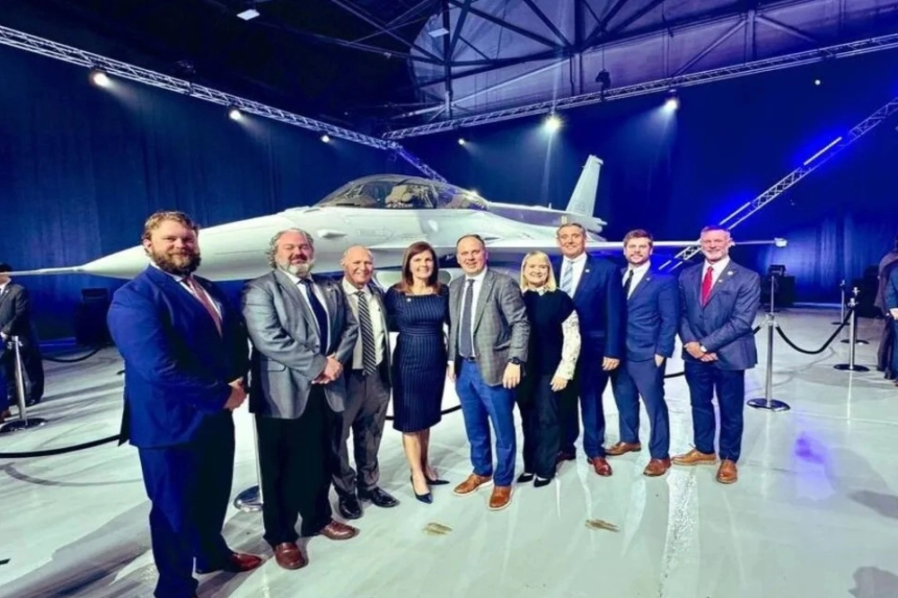 F-16V交機時程多次跳票，首架機延到今年（2025）3月底才出廠。（取自@Sara_Hazzard　X）