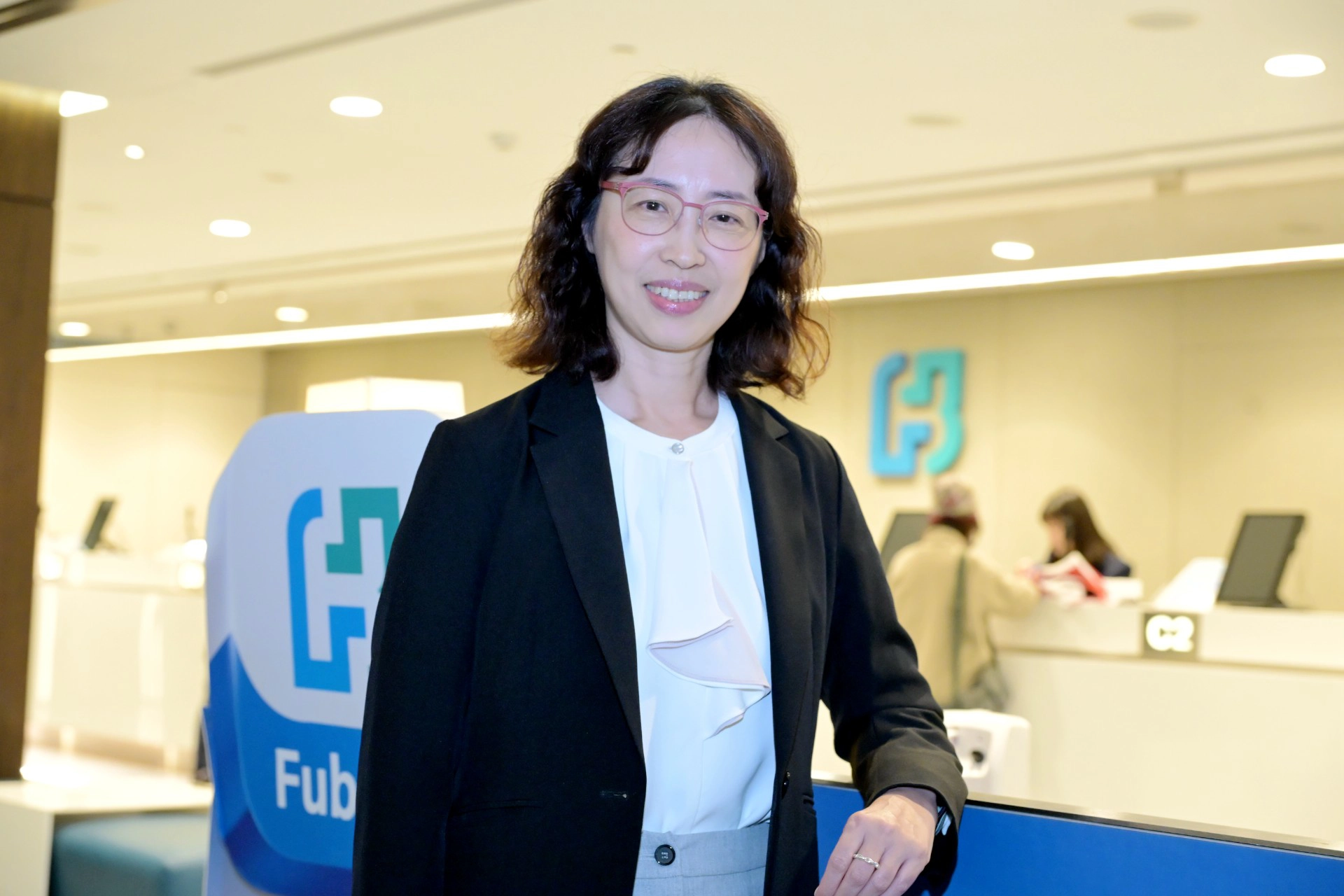 台北富邦銀行郭佳綾副總經理對於用戶使用體驗上極為關心。(張哲偉攝)
