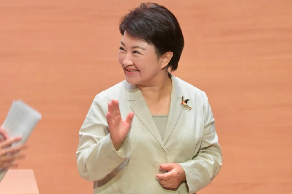 台中市長盧秀燕被問及接班議題，仍維持一貫的「不沾鍋」作風。（資料照片／張哲偉攝）