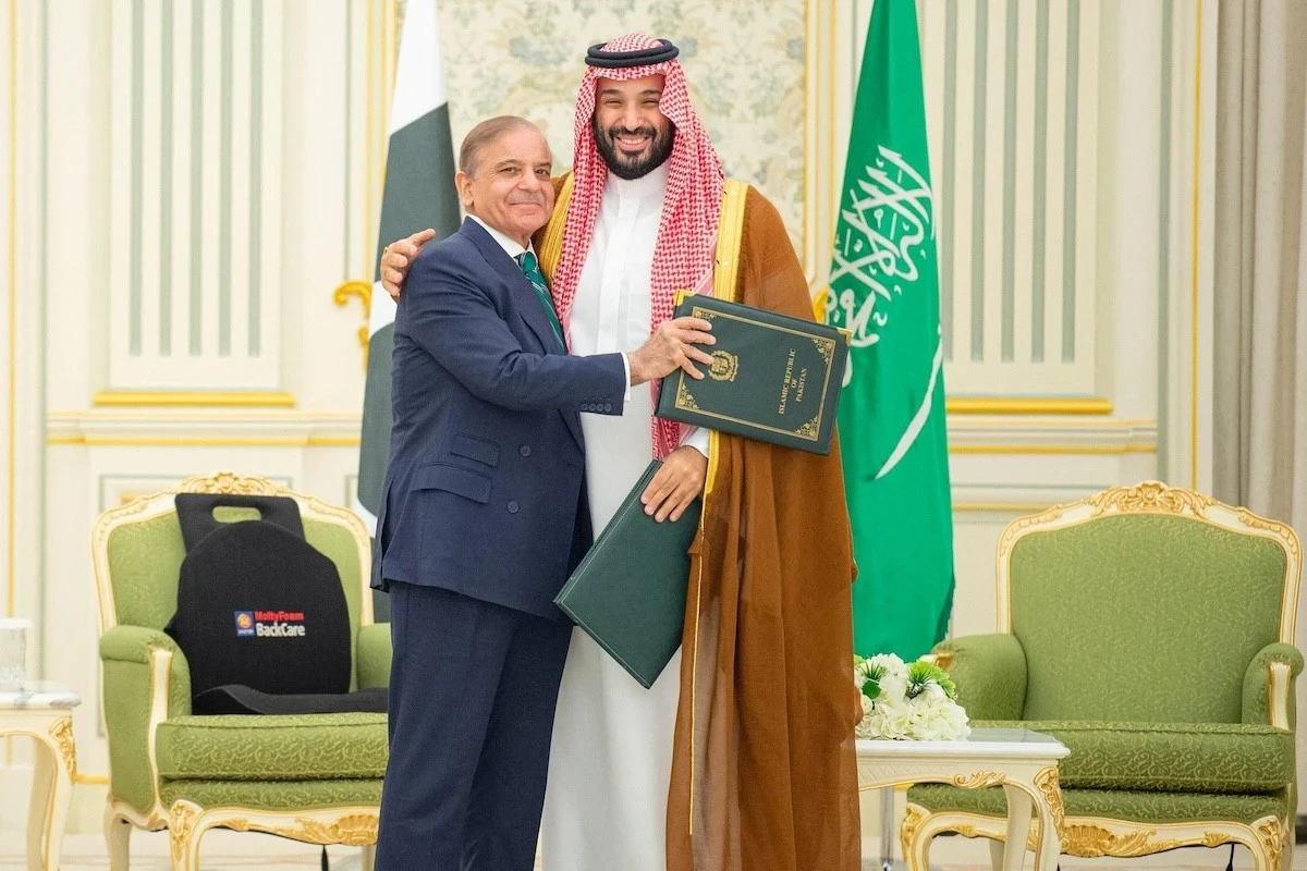 巴基斯坦正與沙烏地洽談「以JF-17戰機還貸款」 軍購案或逾1260億-- 上報/ 國際