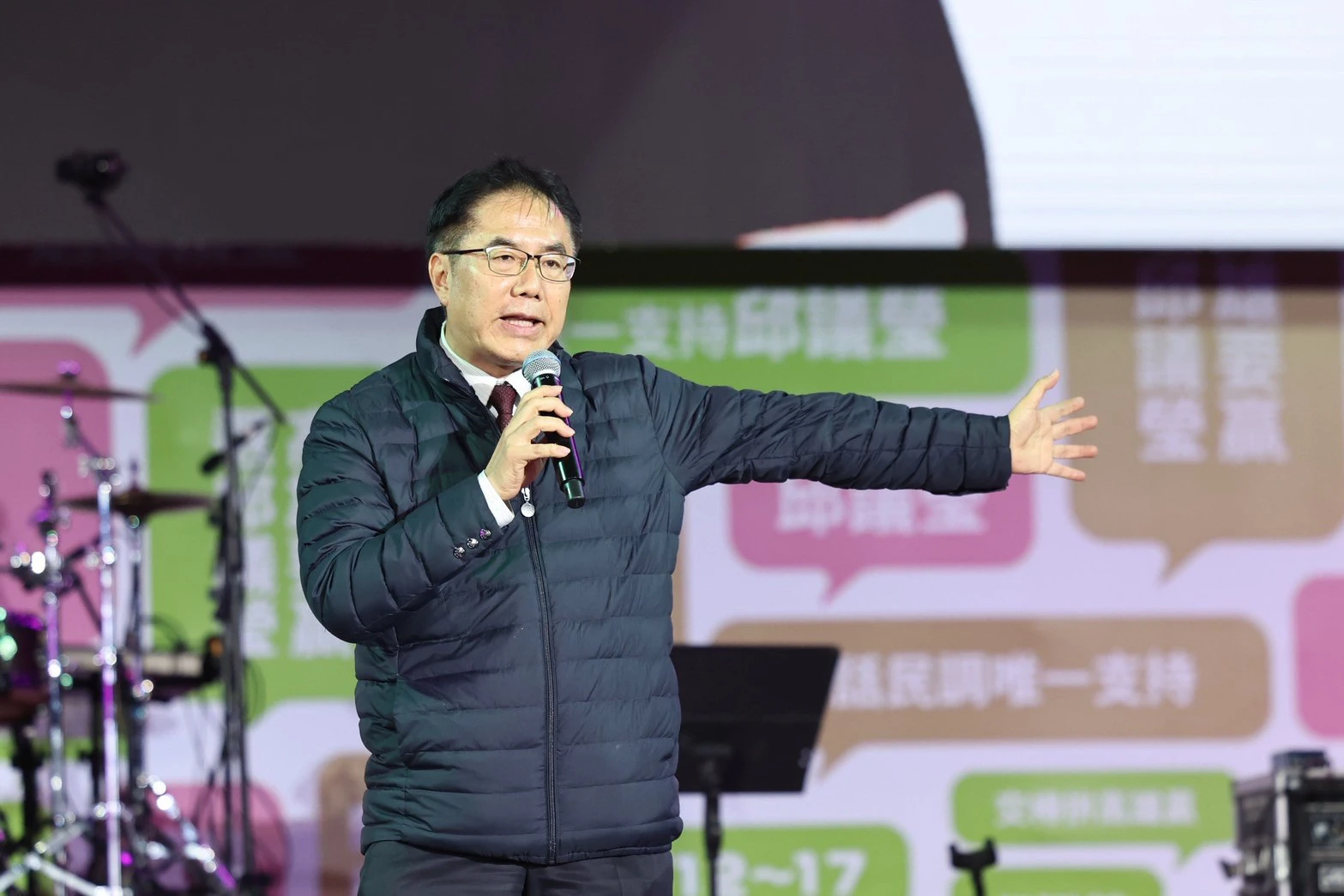 台南市長黃偉哲替邱站台。（邱議瑩辦公室提供）