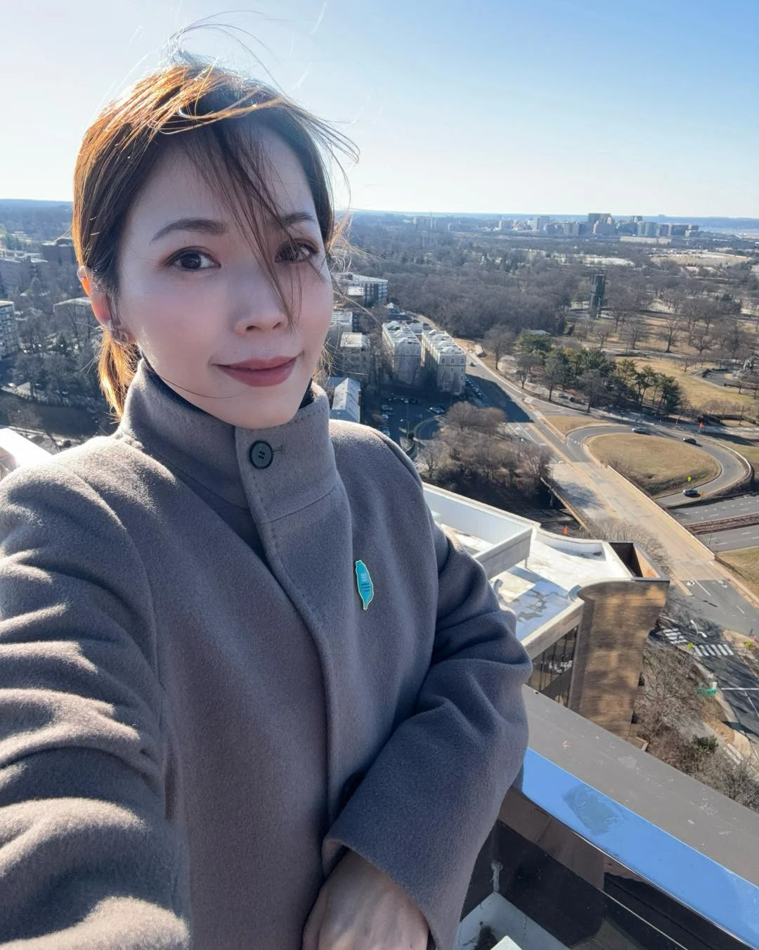 陳智菡發文寫下「回家」，質疑有人在黃國昌返台前放話帶風向，並表示訪美團將於1月14日返台後對外說明真相。（擷取自陳智菡臉書）