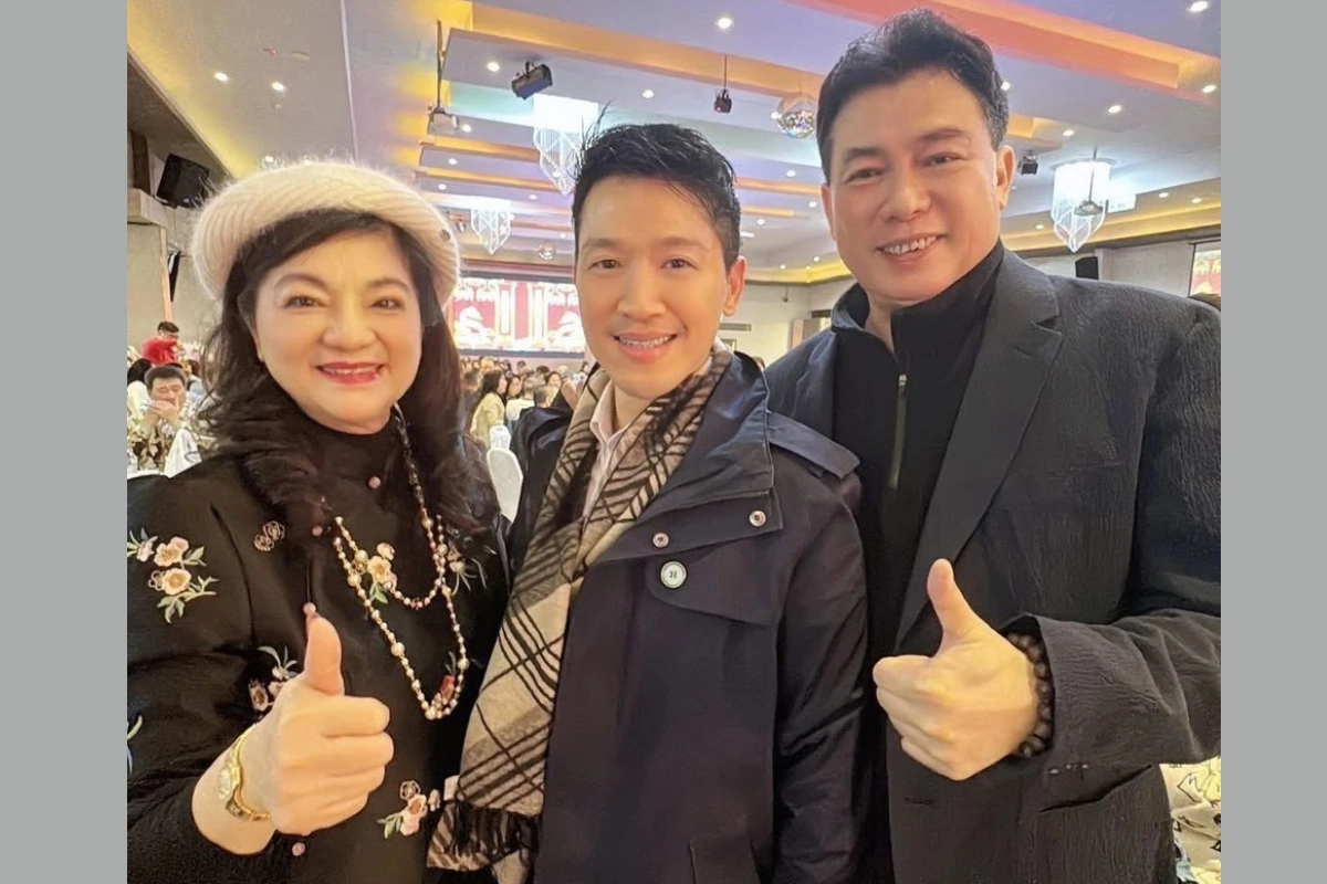 總統府副秘書長的何志偉（薛凌兒子）日前南下嘉義出席倒戈挺侯退黨的黃嫈珺議員感恩餐會，引起地方綠營黨員反彈。(圖／翻攝自黃麗貞臉書)