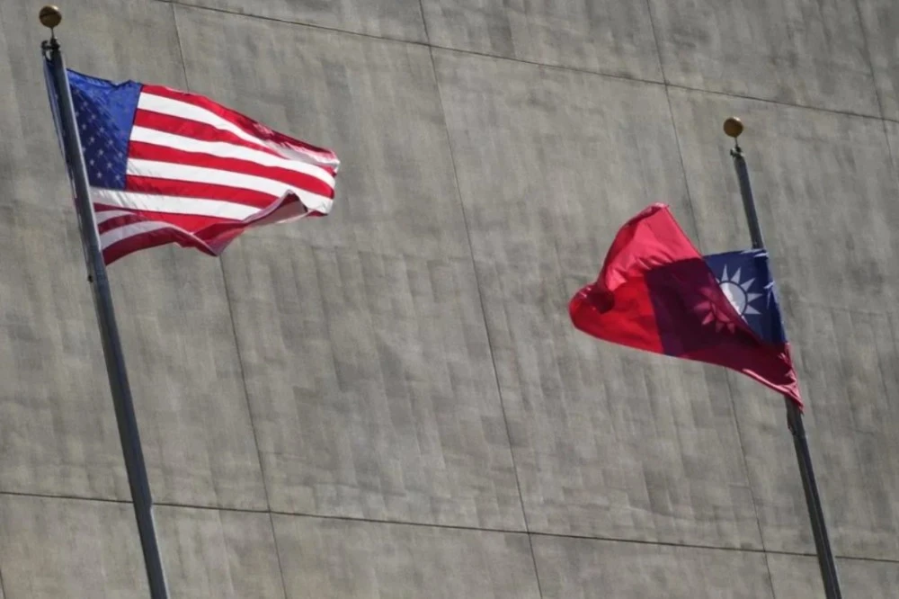 �������С�ֱ��������̨���߳���ؼ�һ��