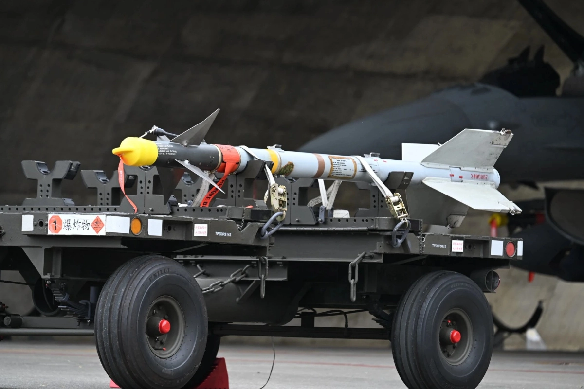 AIM-9M響尾蛇飛彈(張哲偉攝)