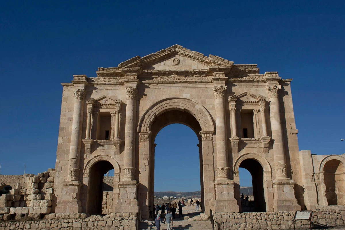 「條條大路通羅馬」係金A 新科技揭古羅馬修路竟達30萬公里 -- 上報