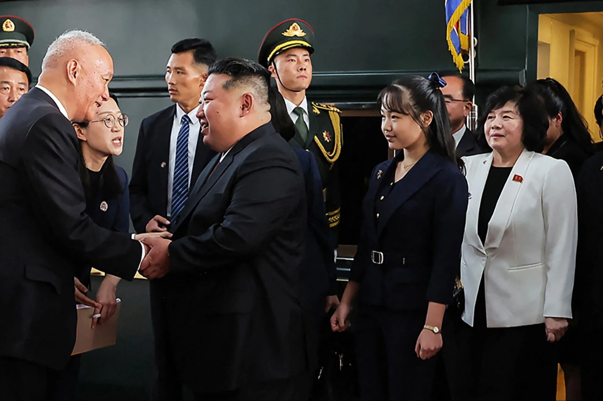 ���������Ҷ����ϴα������ĵ�����9��5�ղμ��й��Ŀ���ս��ʤ���������븸�׽�����һ���ר��������̨�� ����֮�����Ѿ���84��δ�ڹ�����������������3��ǰ�����������ʧ�ټ�¼�� ������