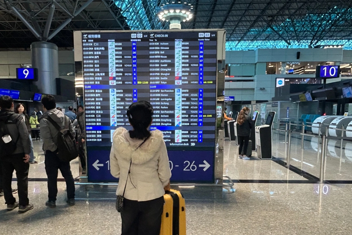 機場公司及航空、地勤公司等單位全力投入春節疏運作業,也提醒旅客於航班起飛前3小時抵達機場。(桃機公司提供)