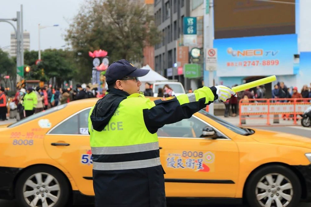 北車驚傳男子持「10公分刀」現身 警地毯式搜索已掌握身分 -- 上報