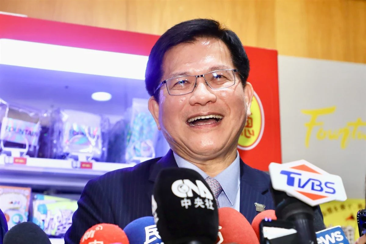 中央官員財產申報曝 卓榮泰沒房沒地、林佳龍「身價破億」 -- 上報