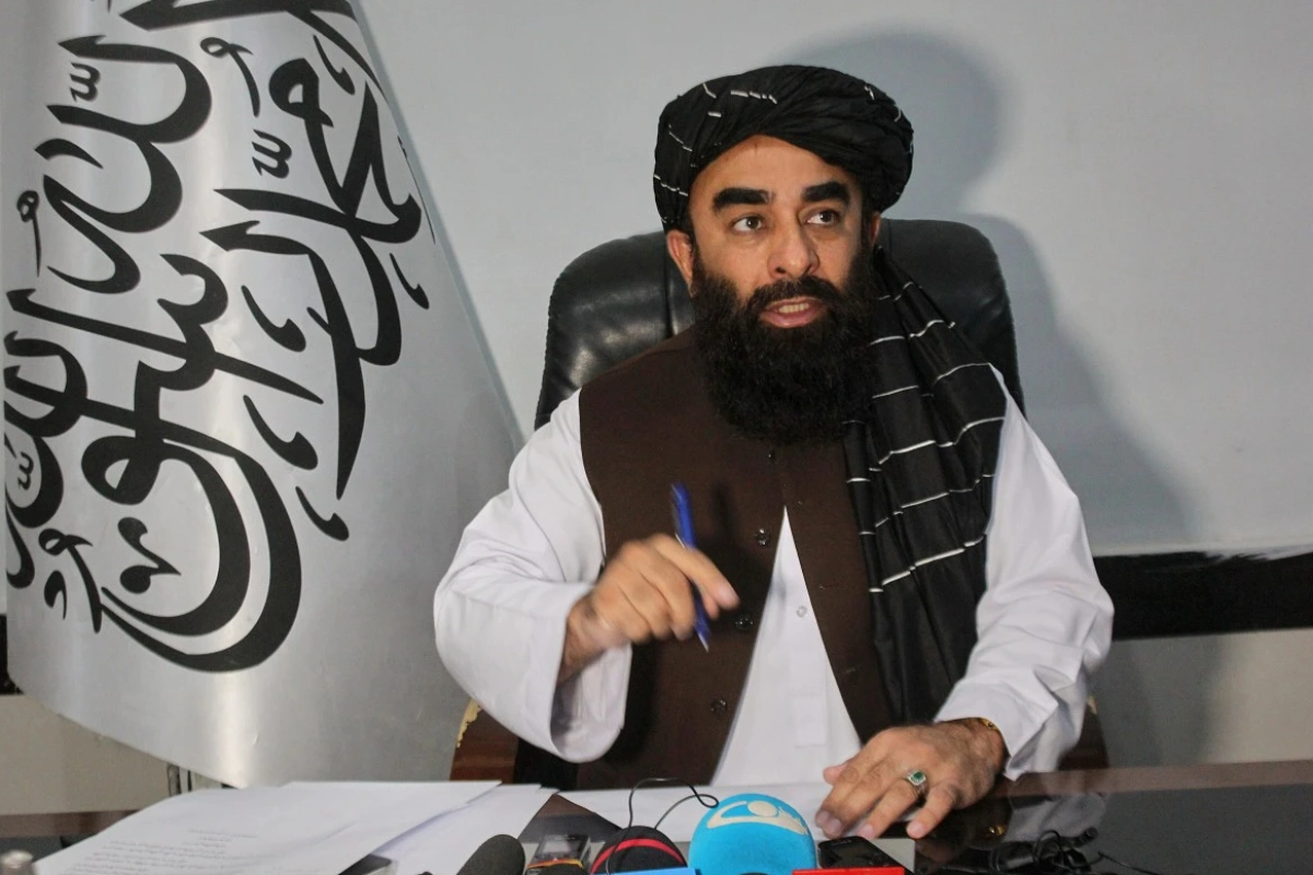 塔利班發言人穆賈希德，27日表示願與巴基斯坦展開談判。（美聯社）