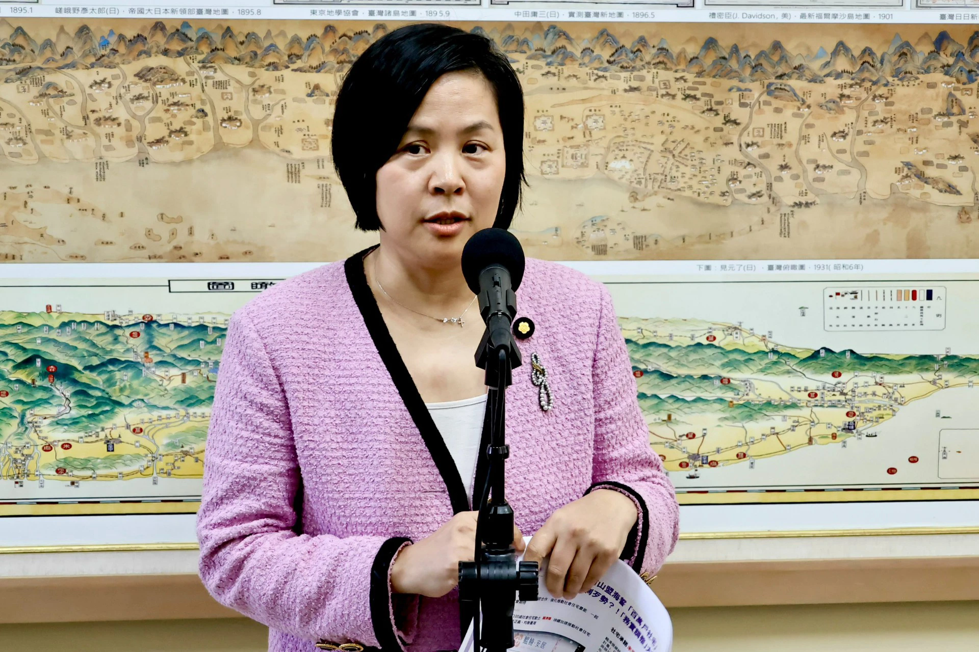 李貞秀「對空氣質詢」率黨團抗議3分半 轟李柏毅:掩護民進黨官員 -- 上報