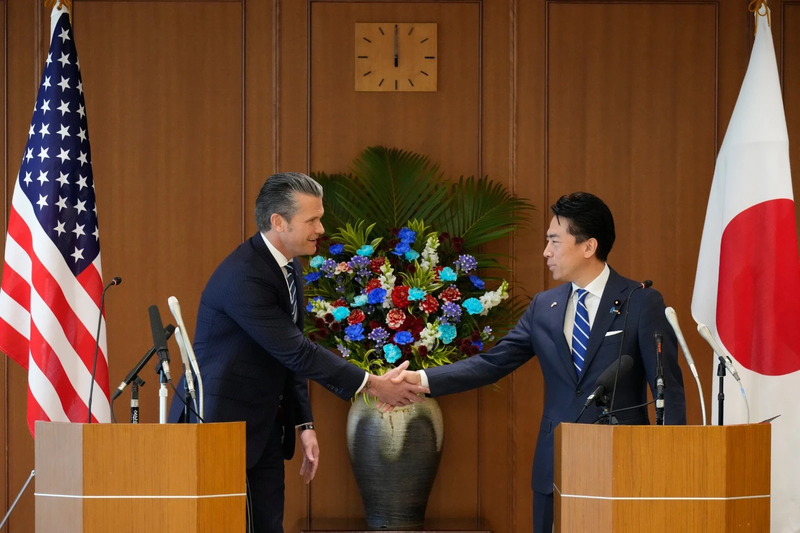 美防長要求日本支持荷莫茲海峽「自願聯盟」 小泉進次郎:保持溝通 -- 上報