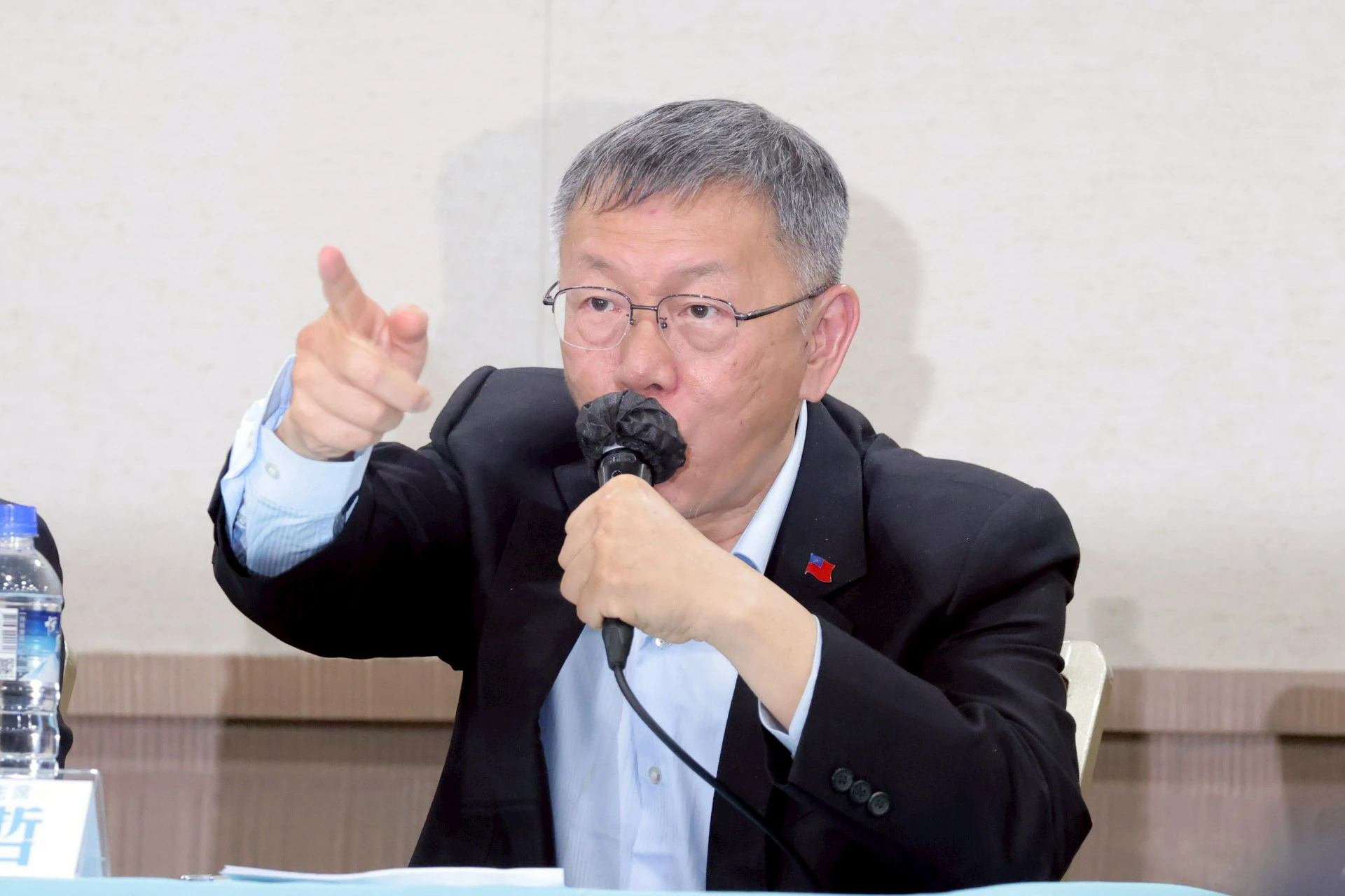 法院認證柯文哲侵吞6734萬政治獻金 轉移資金手法完整揭露 -- 上報