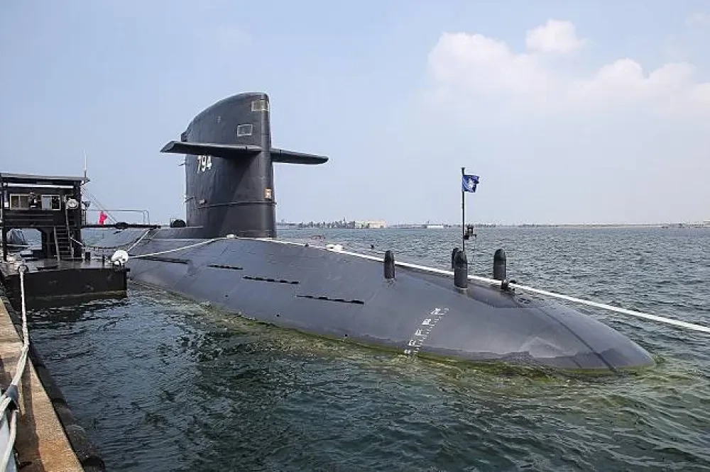國內多家廠商可以承製高壓氣瓶的廠商,後續艦卻是比照劍龍級潛艦(圖)模式,由英商去找荷蘭的合作商。(資料照片)