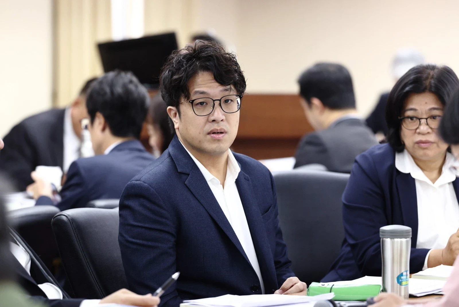 民進黨怒批國防預算遭「腰斬」　沈伯洋：國防不能只有手腳沒有大腦