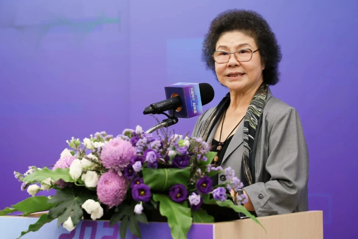 陳菊辭去監察院長後，李鴻鈞代理表現有為有守。（取自陳菊臉書粉專）