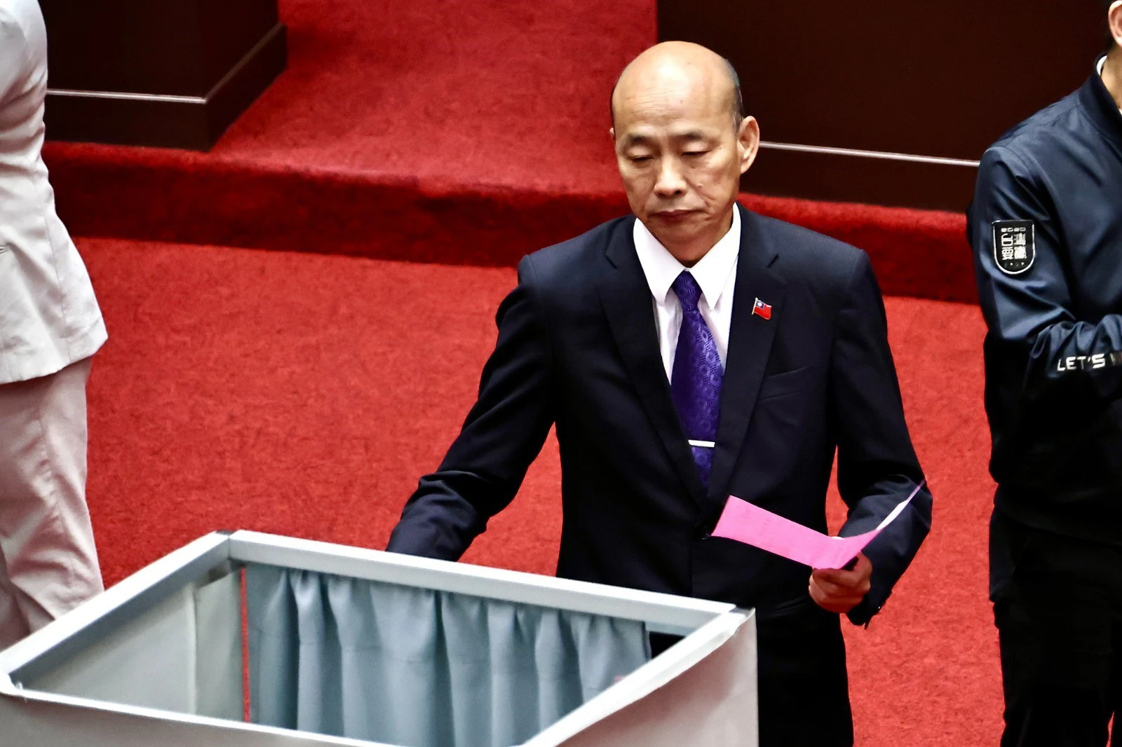 政院私下透過韓國瑜，釋出在野黨提名NCC多數席次，最終仍失敗。 （資料照片／王侑聖攝）