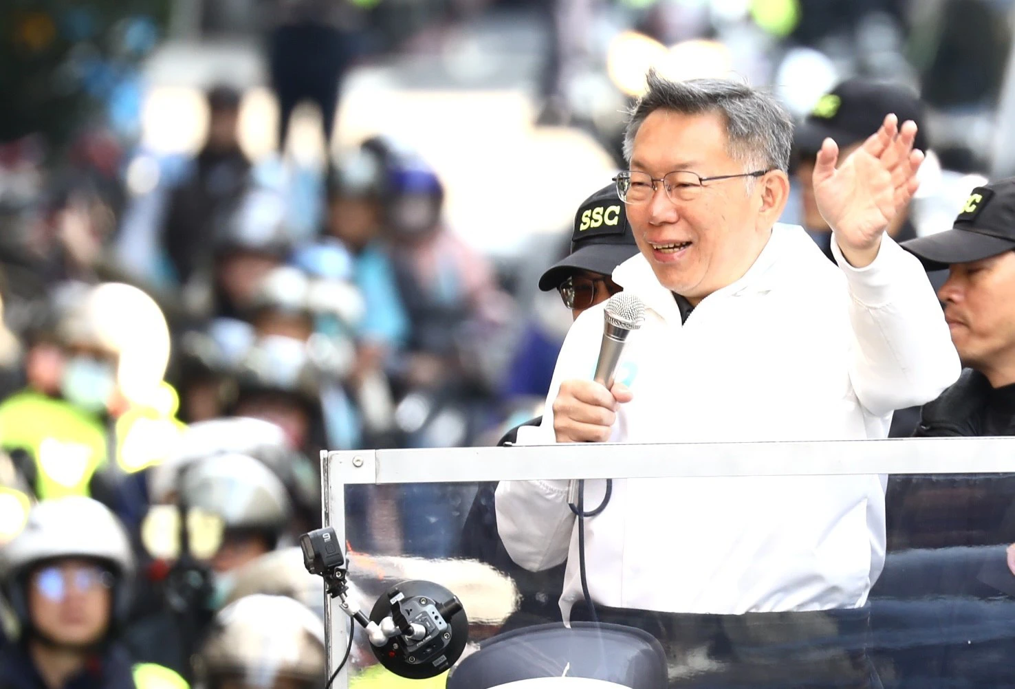 「打洞式」賭盤是2024年總統大選時,賭民眾黨總統候選人柯文哲的玩法。(資料照片/王侑聖攝)
