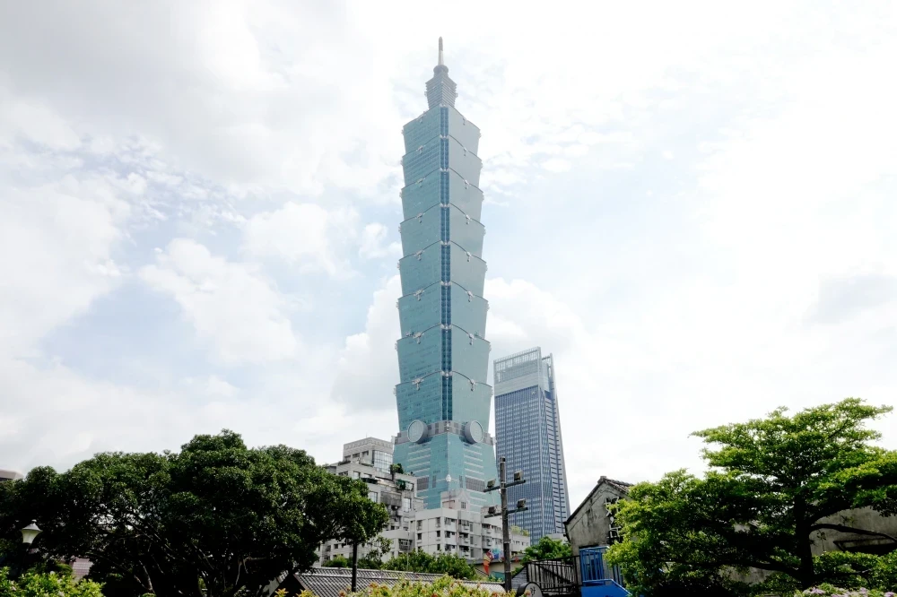 快訊/台北101驚傳15歲少女不明原因高處墜落亡 業者低調回應 -- 上報