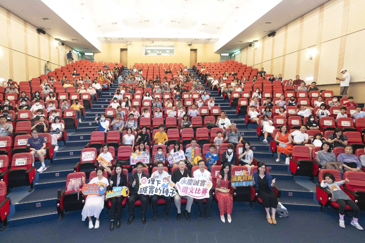 用誠實換得忘年友誼　竹林中學國中部詹珺淳贏得2026永慶誠實徵文比賽國中組首獎