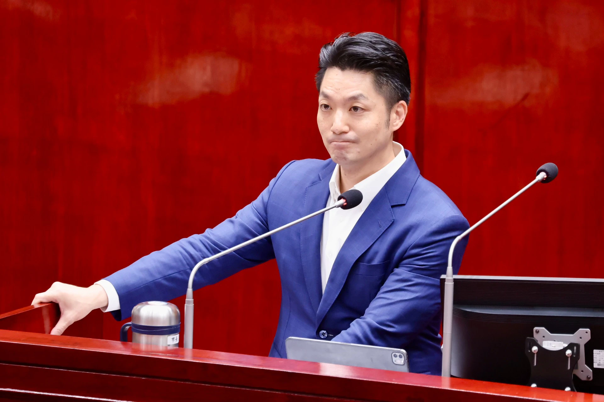 沈伯洋稱黃仁勳指「Energy」非「Electricity」　蔣萬安一句話反擊