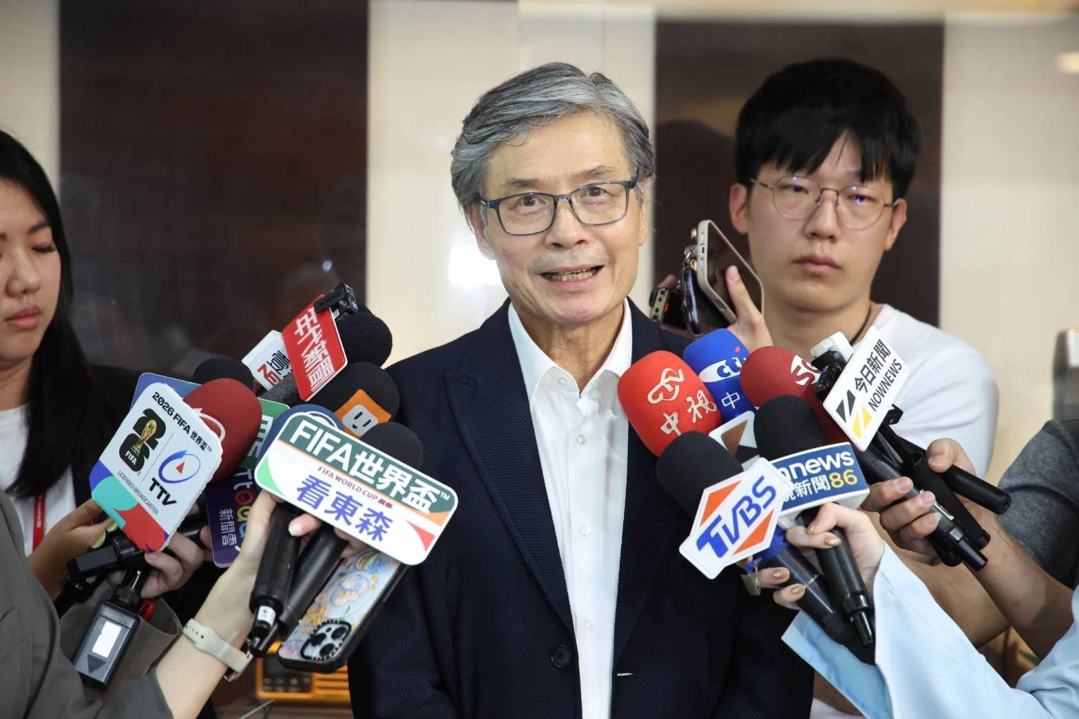 受訪卻跑錯地方遭趙少康笑「你失智啦？」　金溥聰：早上起來記錯