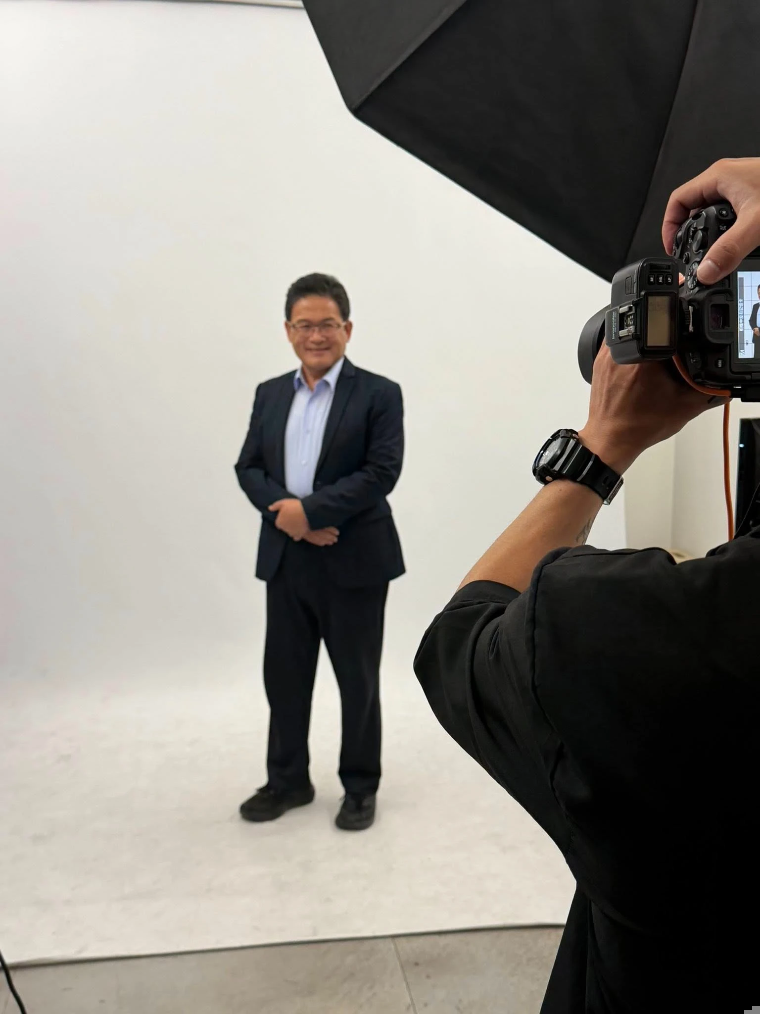 邱建富日前公開形象定裝照，宣示參選彰化縣長到底的決心。（取自邱建富臉書）