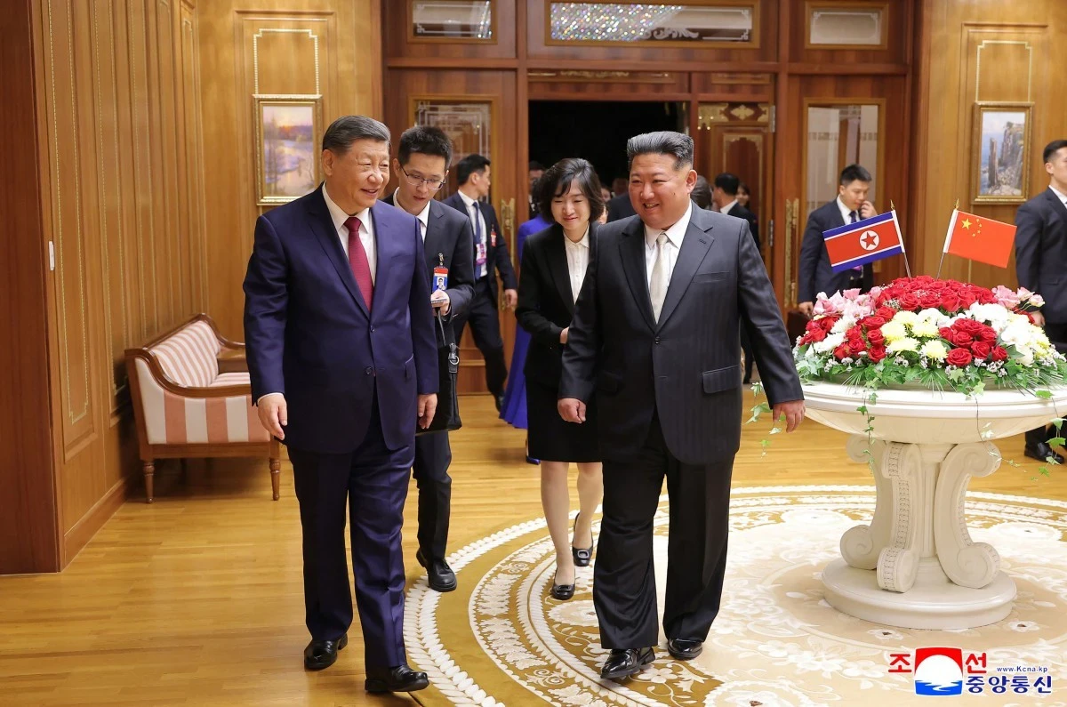 習近平訪北韓未提核武 金正恩堅持「一中」大讚北京「國際地位飆升」 -- 上報
