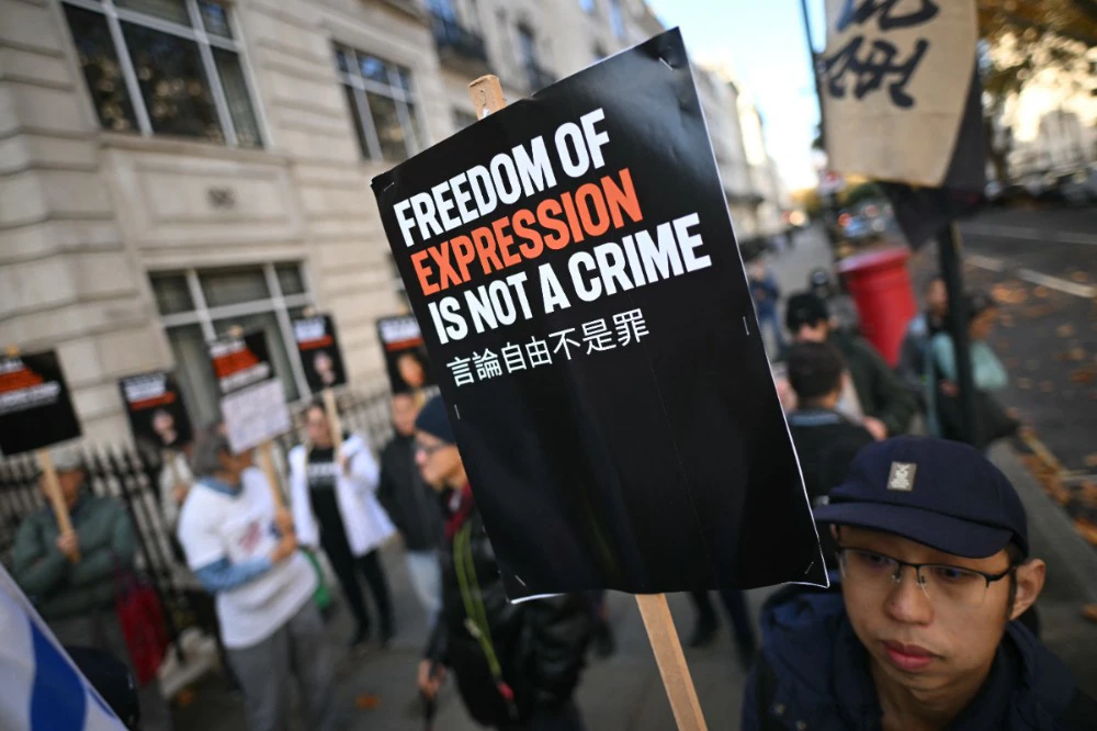 香港瘋魔過後重新生活的一般人 -- 上報