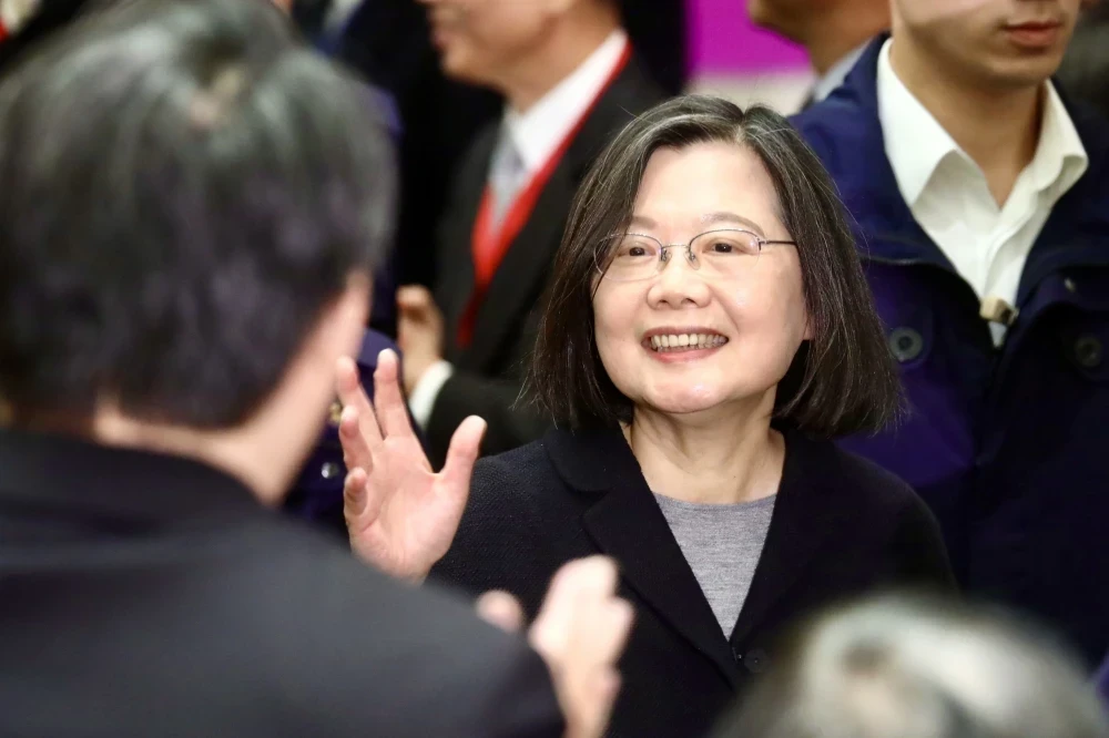 日網友邀蔡英文當導遊挨轟失禮　手寫道歉信釣出本尊這樣回
