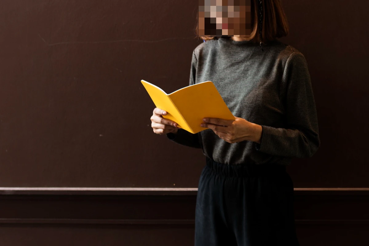 【教權保護】從管學生到防投訴 「機智教師們」自我煉成的校園生存術 -- 上報
