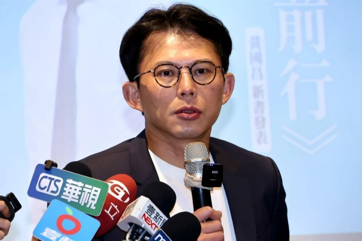 涉《反滲透法》遭北檢傳喚　黃國昌訊後痛批：拿匿名檢舉與週刊起舞