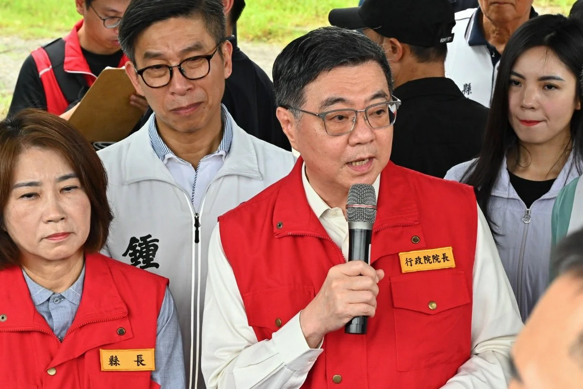 卓榮泰屏東勘災　拍板淹水家電補助1萬、沒門牌小店也發2萬　
