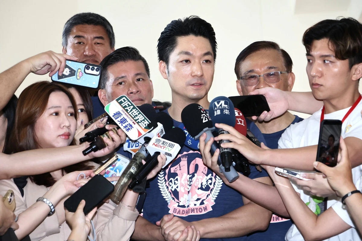 沈伯洋推家庭一站通　蔣萬安酸：北市早就有相關服務
