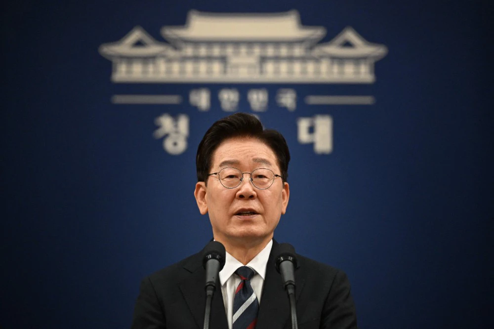 李在明支持率雪崩之後 -- 上報