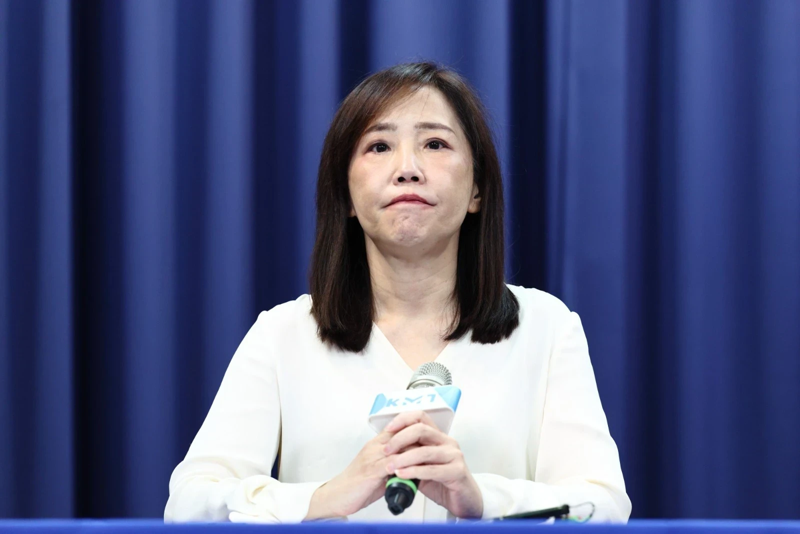 姊妹淘反目？尹乃菁曝未獲鄭麗文「充分授權」　諷國民黨：效率緩慢